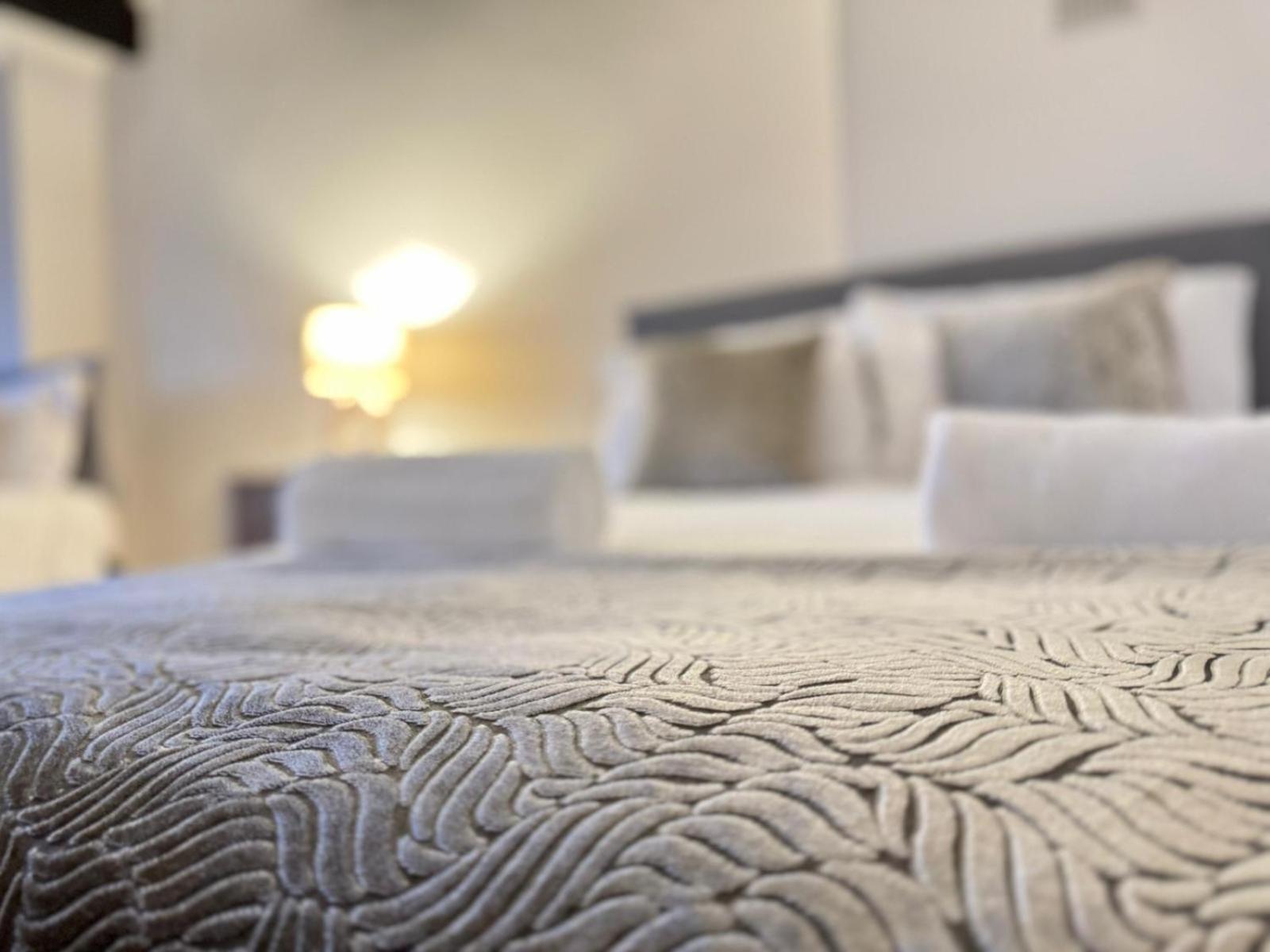 Shm Stays Solihull Hs2 Nec Airport Nr M6 M40 M42 Great For Long & Short Stays 15 Min Walk To Train Station 5 Min Drive To Town Centre Outside Bus Stops & Supermarket Free Parking 외부 사진